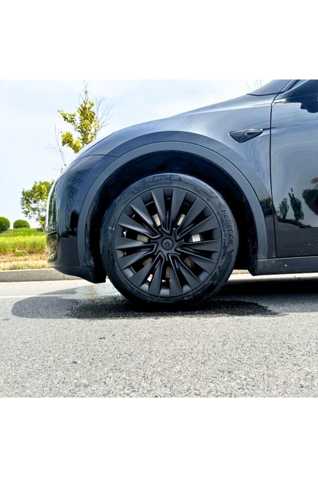 Tesla Model Y 2023-2025 Uyumlu 19 İnç Uberturbine Stil Jant Kapağı Seti - Mat Siyah