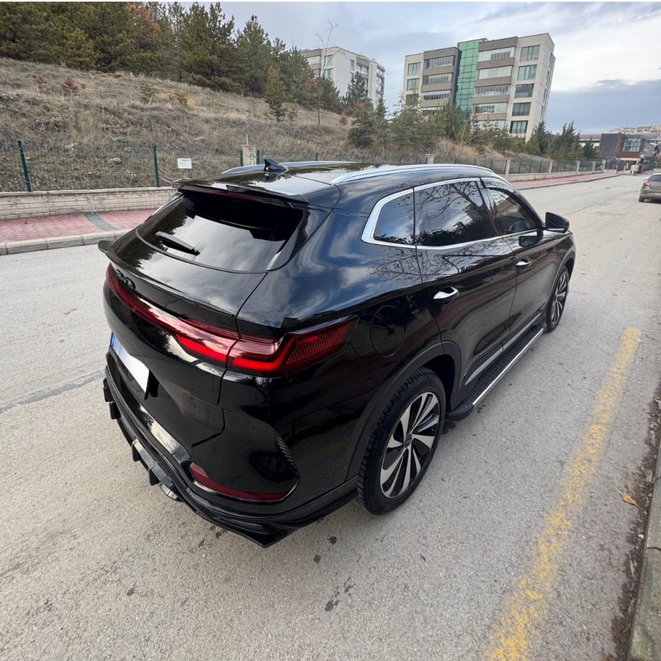 BYD SEAL U BODY KİT (Boyasız) Ön Lip Arka Difüzör Siyah Renk 2Parça