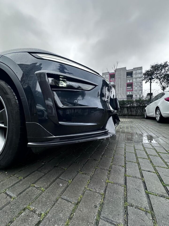 Tesla Model Y Juniper (2025+) Uyumlu Ön Tampon Sis Farı Kaşı Kaplama Seti (4 Parça)