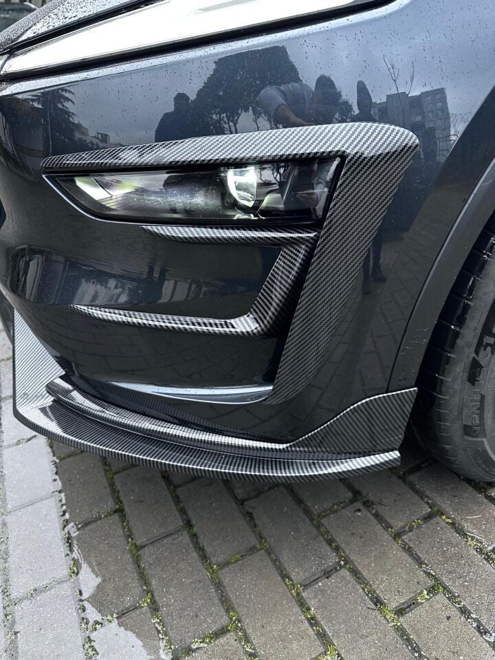 Tesla Model Y Juniper (2025+) Uyumlu Ön Tampon Sis Farı Kaşı Kaplama Seti (4 Parça)
